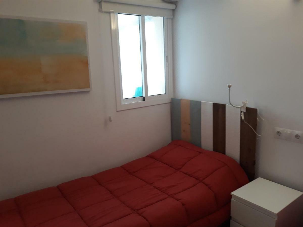 דירות Apartamento Junto Al Puerto De פואנגירולה מראה חיצוני תמונה